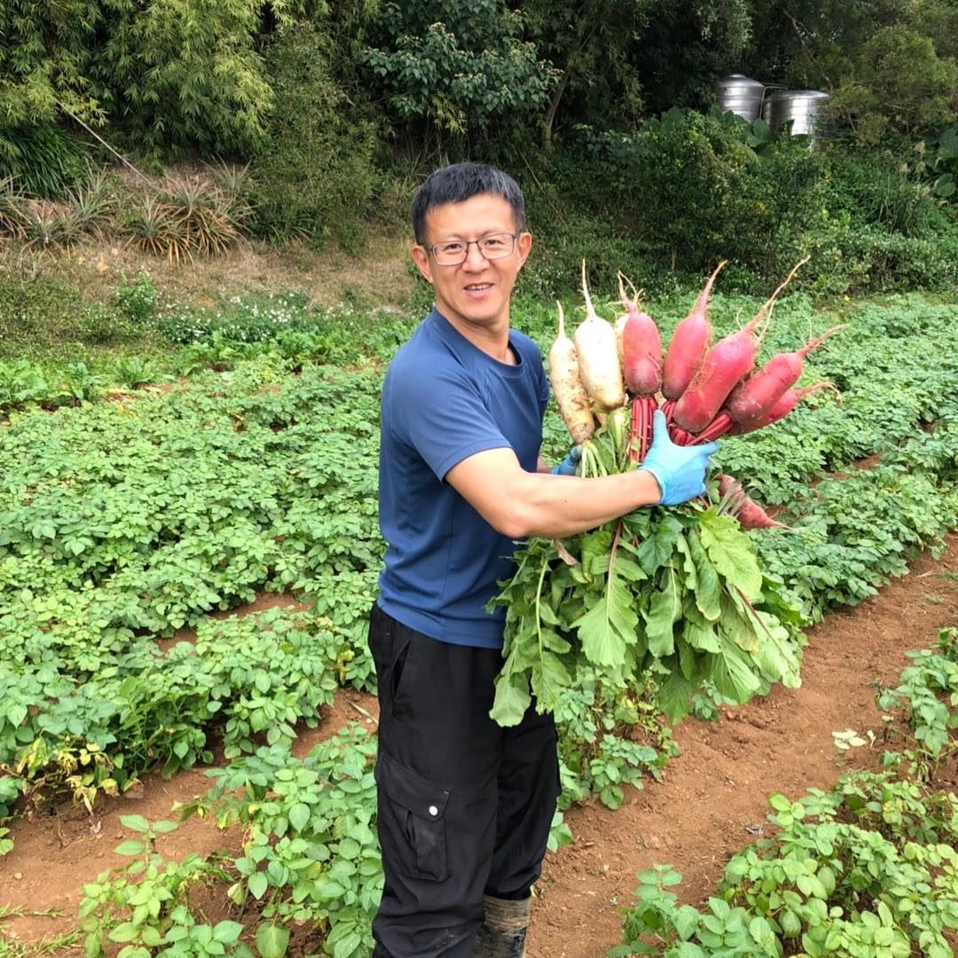 有机农场农家乐老板套图_现代型农民真实微信生活照片微信朋友圈包装素材14